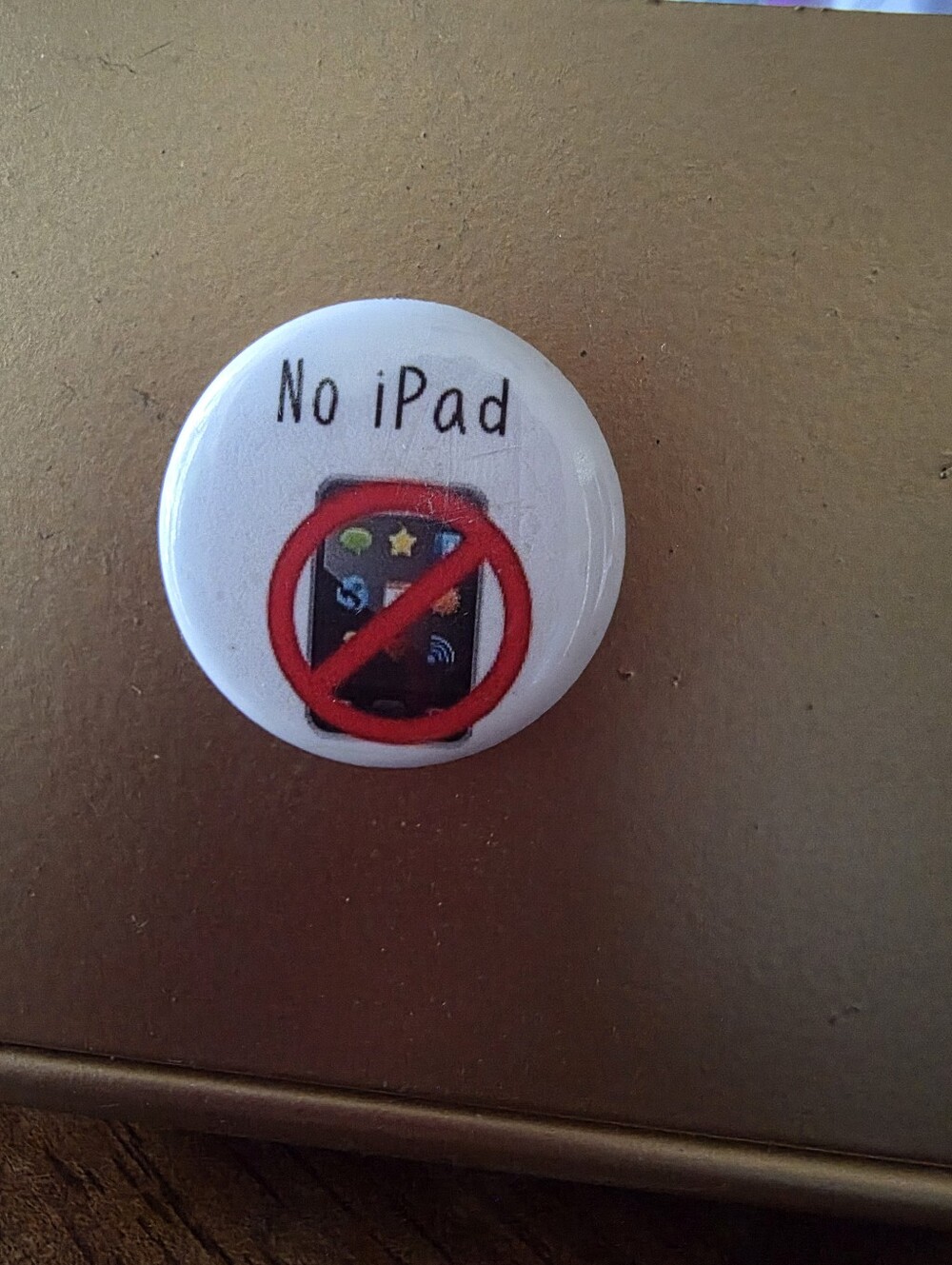 No ipad small magnet